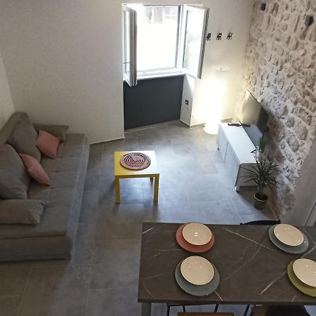 Grannyanny Apartman Šibenik Kültér fotó